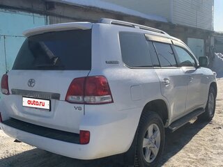 2011 Toyota Land Cruiser 200 Series, белый, 4500000 рублей, вид 3