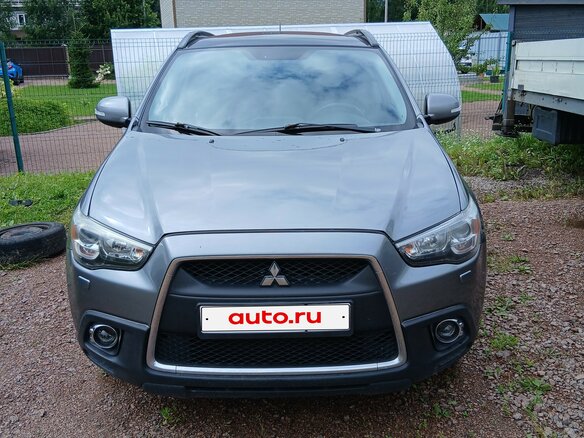2011 Mitsubishi ASX I, серый, 999999 рублей
