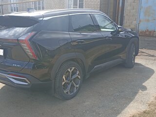 2023 Geely Atlas II, чёрный, 2599000 рублей, вид 2