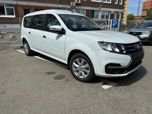2026 Lada (ВАЗ) Largus I Рестайлинг, белый, 1582000 рублей - вид 3