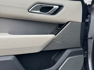 2020 Land Rover Range Rover Velar I, серый, 4168000 рублей, вид 3