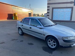 1998 Opel Vectra B, серебристый, 190000 рублей, вид 2