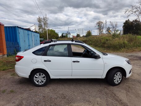 2022 Lada (ВАЗ) Granta I Рестайлинг, белый, 500000 рублей, вид 2