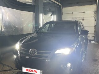 2019 Toyota Fortuner II, чёрный, 3850000 рублей, вид 3