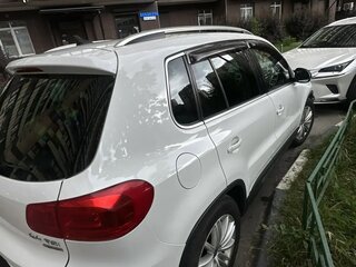 2013 Volkswagen Tiguan I Рестайлинг, белый, 1150000 рублей, вид 4