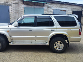 1999 Toyota Hilux Surf III Рестайлинг, серебристый, 1400000 рублей, вид 4