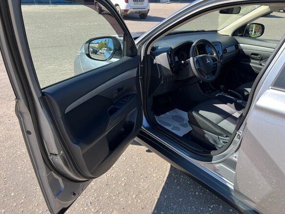 2013 Mitsubishi Outlander III, серый, 1700000 рублей - вид 19
