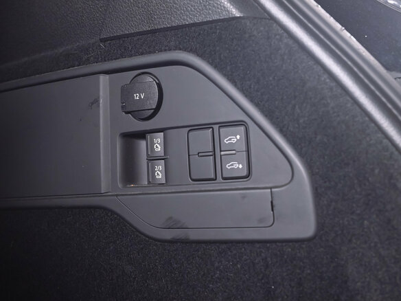 2016 Volkswagen Touareg II Рестайлинг, чёрный - вид 13