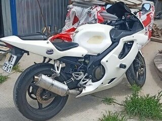 2002 Honda CBR 600F, белый, 450000 рублей, вид 1