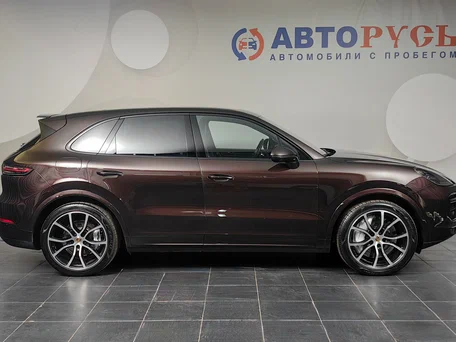 2018 Porsche Cayenne Turbo III, коричневый, 5500000 рублей, вид 5