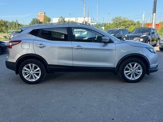 2017 Nissan Qashqai II, серебристый, 1690000 рублей, вид 5
