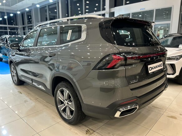 2026 Geely Okavango I Рестайлинг, серый - вид 3
