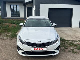 2019 Kia Optima IV Рестайлинг, белый, 1930000 рублей, вид 2