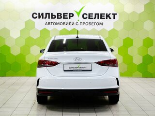 2021 Hyundai Solaris II Рестайлинг, белый, 1220000 рублей, вид 4