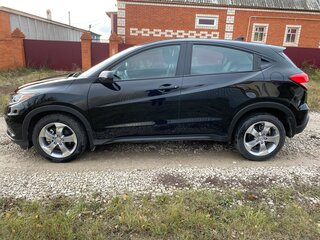2021 Honda HR-V II Рестайлинг, чёрный, 2650000 рублей, вид 4