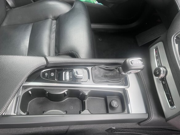 2019 Volvo XC90 II, чёрный, 3429000 рублей - вид 12