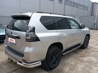 2021 Toyota Land Cruiser Prado 150 Series Рестайлинг 2, серый, 5350000 рублей, вид 3