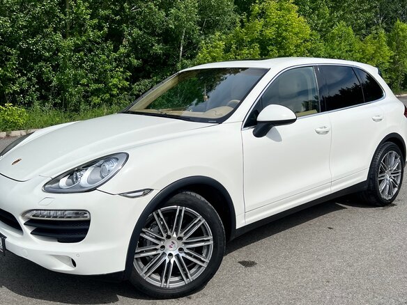 2010 Porsche Cayenne S II (958), белый, 2600000 рублей - вид 3