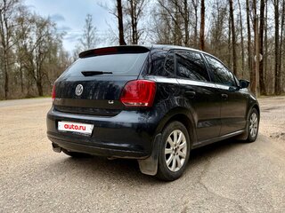 2011 Volkswagen Polo V, чёрный, 615000 рублей, вид 4