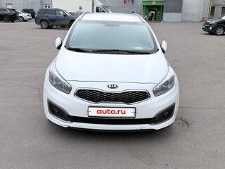 2018 Kia Ceed II Рестайлинг, белый, 1150000 рублей, вид 2
