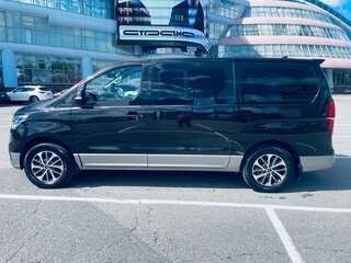 2018 Hyundai Grand Starex I Рестайлинг 2, коричневый, 4150000 рублей, вид 4