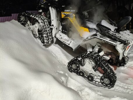 2010 BRP Can-Am Outlander 800, чёрный, 880000 рублей, вид 2