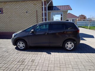 2020 Honda Fit IV, коричневый, 1450000 рублей, вид 4