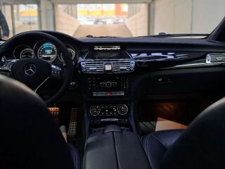 2013 Mercedes-Benz CLS 500 II (C218), чёрный, 2200000 рублей, вид 3