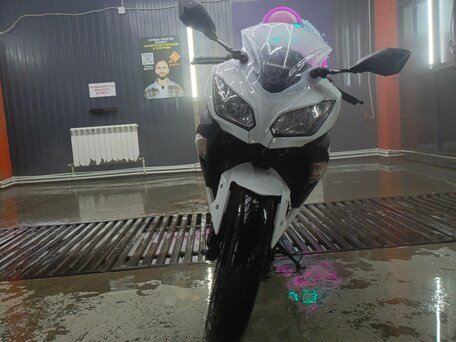 2014 Kawasaki Ninja 300, белый, 360000 рублей, вид 3