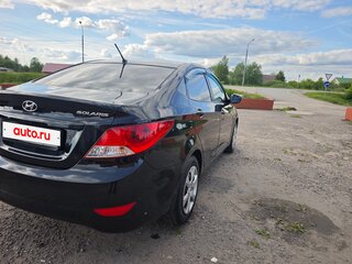 2012 Hyundai Solaris I, чёрный, 700000 рублей, вид 4