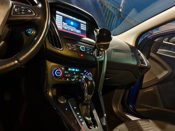 2015 Ford Focus III Рестайлинг, синий, 1050000 рублей - вид 30