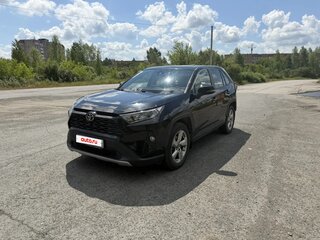 2021 Toyota RAV4 V (XA50), чёрный, 3019000 рублей, вид 2