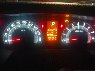 2005 Toyota Ractis I, серебристый, 600000 рублей, вид 5