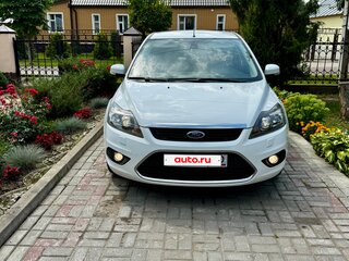 2009 Ford Focus II Рестайлинг, белый, 750000 рублей, вид 2