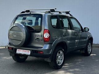 2011 Chevrolet Niva I Рестайлинг, серый, 480000 рублей, вид 5