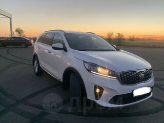 2018 Kia Sorento III Prime Рестайлинг, белый, 2275000 рублей, вид 3