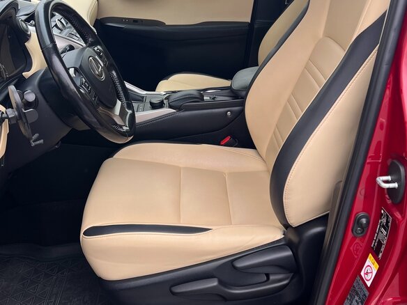 2016 Lexus NX 200 I, красный, 2777000 рублей - вид 4