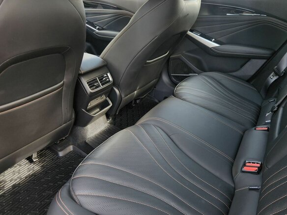 2024 Geely Preface I, серый - вид 15