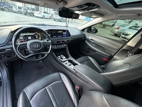 2020 Hyundai Sonata VIII (DN8), чёрный, 1900000 рублей, вид 5