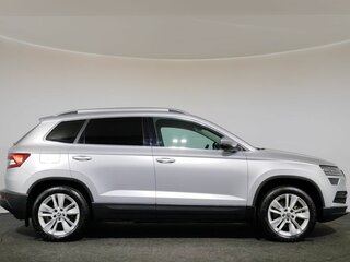 2021 Skoda Karoq DSG6 I, серебристый, 2620000 рублей, вид 4