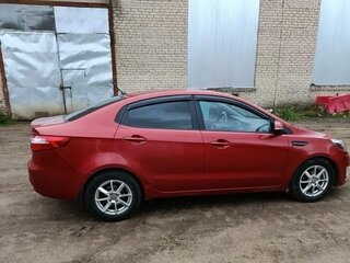 2012 Kia Rio 4-speed III, красный, 750000 рублей, вид 3