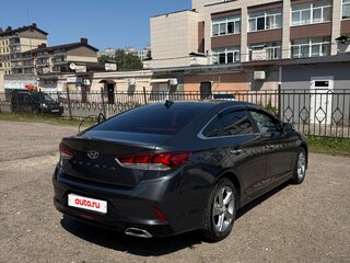 2017 Hyundai Sonata VII (LF) Рестайлинг, серый, 1550000 рублей, вид 4