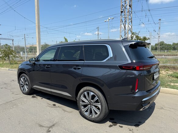 2024 Exeed VX I Рестайлинг, серый, 5100000 рублей - вид 4