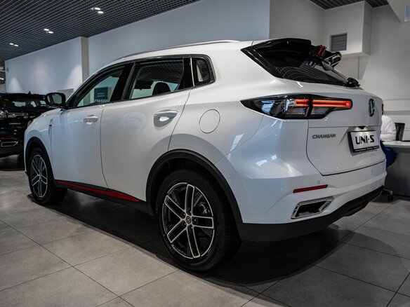 2025 Changan UNI-S I, белый - вид 1