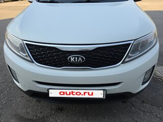 2014 Kia Sorento II Рестайлинг, белый, 1850000 рублей, вид 3