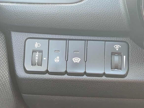 2015 Kia Rio III Рестайлинг, белый - вид 20