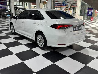 2023 Toyota Corolla Sporty XII (E210) Рестайлинг, белый, 1513355 рублей, вид 4