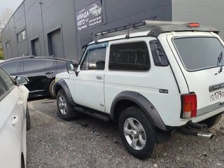1998 Lada (ВАЗ) 2121 (4x4) I Рестайлинг, белый, 280000 рублей, вид 3