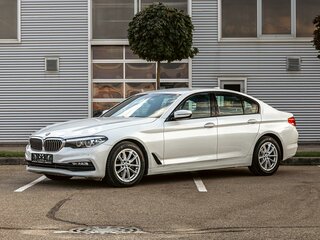 BMW 5 серии 520i VII (G30/G31/G38)