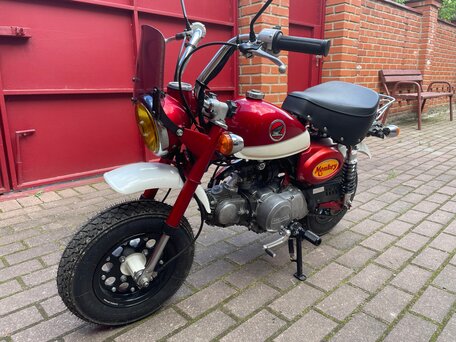 2000 Honda Z50, красный, 390000 рублей, вид 2